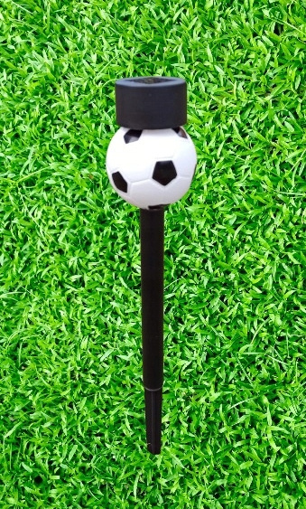 Lampa solarna LED Wbijana Piła Nożna Football do ogrodu Zewnętrzna Lampa solarna LED Wbijana Piła Nożna Football do ogrodu Zewnętrzna