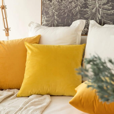 2x Poszewki na Poduszki Velvet 40x40 cm Miękkie Aksamitne - Cytrynowy Żółty 2x Poszewki na Poduszki Velvet 40x40 cm Miękkie Aksamitne - Cytrynowy Żółty